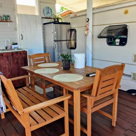 Kemp яката каравана *